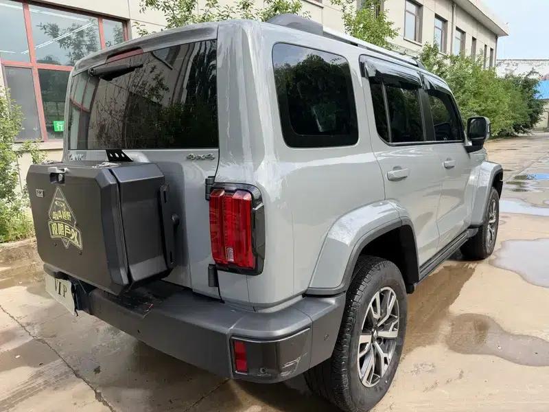 The 2021 Tank 300 City Edition 2.0T is very stylish. — миниатюра 6
