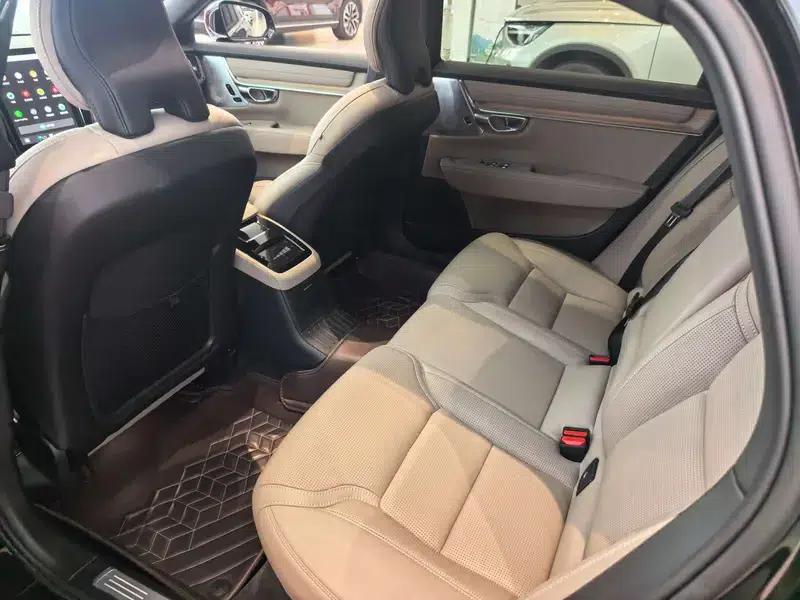2026 Volvo S90 PHEV T8 AWD Long Range Smart Luxury Edition — миниатюра 13