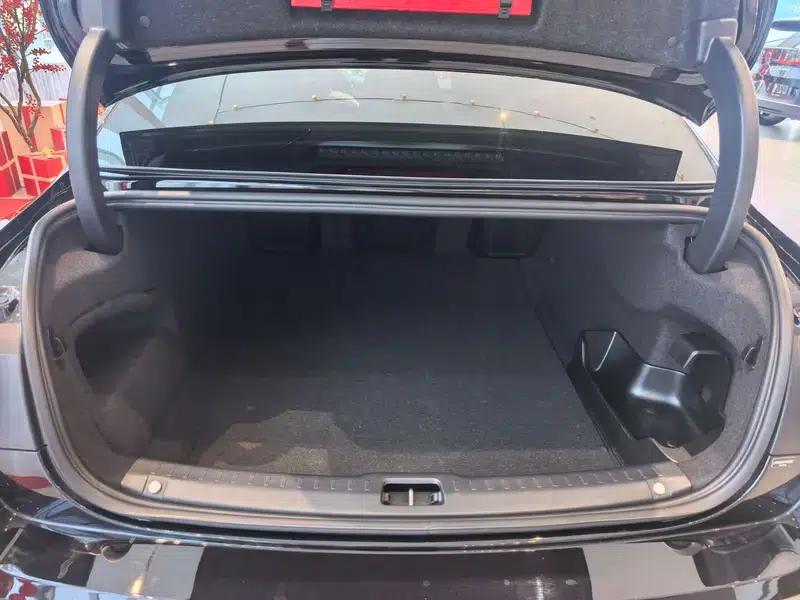 2026 Volvo S90 PHEV T8 AWD Long Range Smart Luxury Edition — миниатюра 14