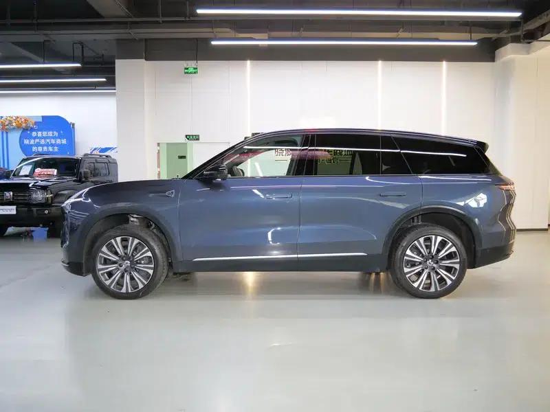 NIO ES8 2023 75kWh Executive Edition — миниатюра 4