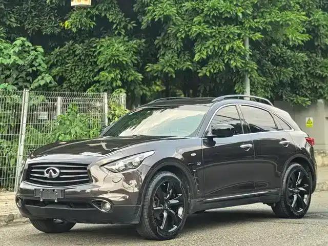 Infiniti QX70 2015 3.7L Limited Edition