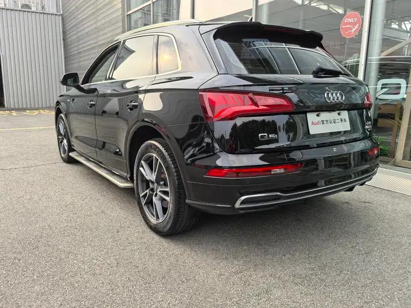 Audi Q5L 2020 40 TFSI Luxury Fashion Edition — миниатюра 4