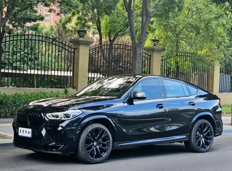 2021 BMW X6 M — миниатюра 1