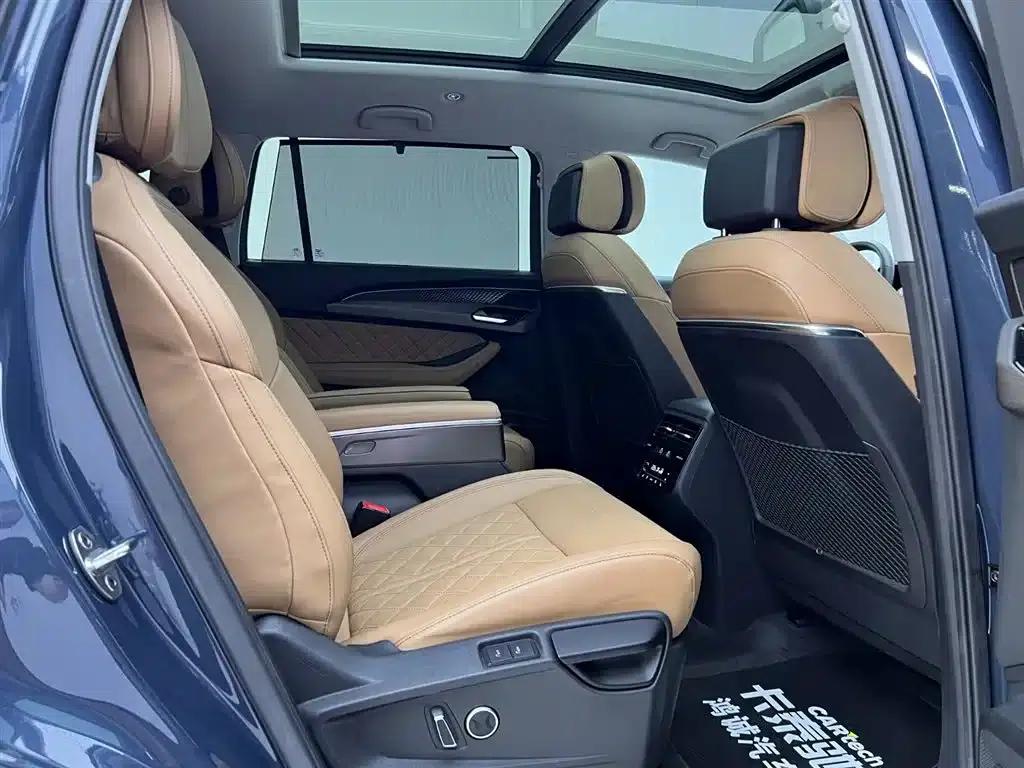 Audi Q6 2024 45 TFSI quattro Qiyun Edition Yulin Package 6-seater — миниатюра 20