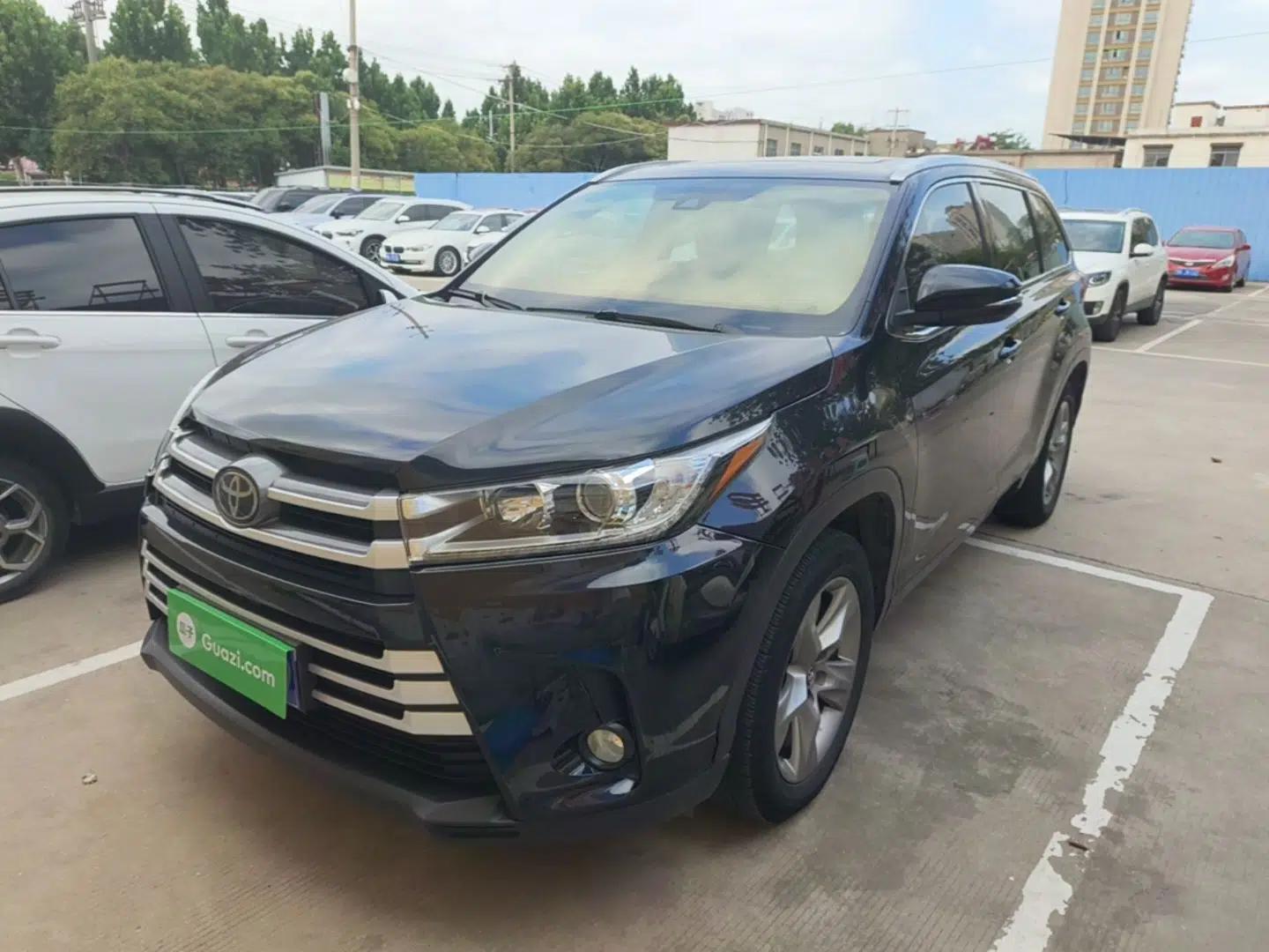 Toyota Highlander 2018 2.0T Four-Wheel Drive Luxury Version 7 Seats China VI Standard — миниатюра 1