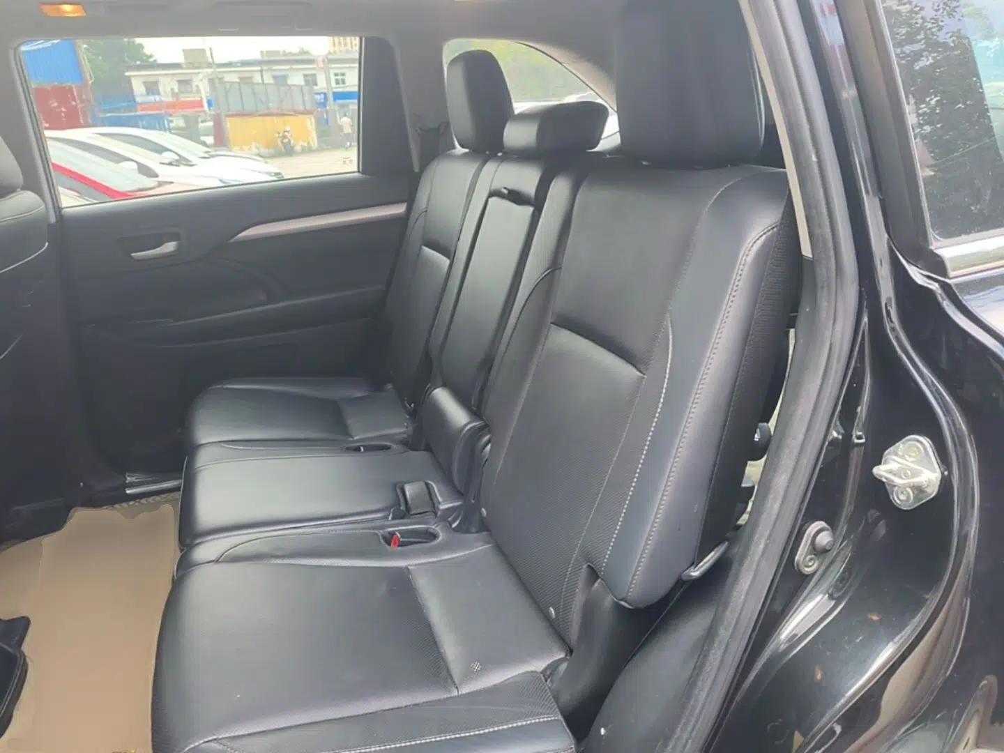 Toyota Highlander 2018 2.0T Four-Wheel Drive Luxury Version 7 Seats China VI Standard — миниатюра 20