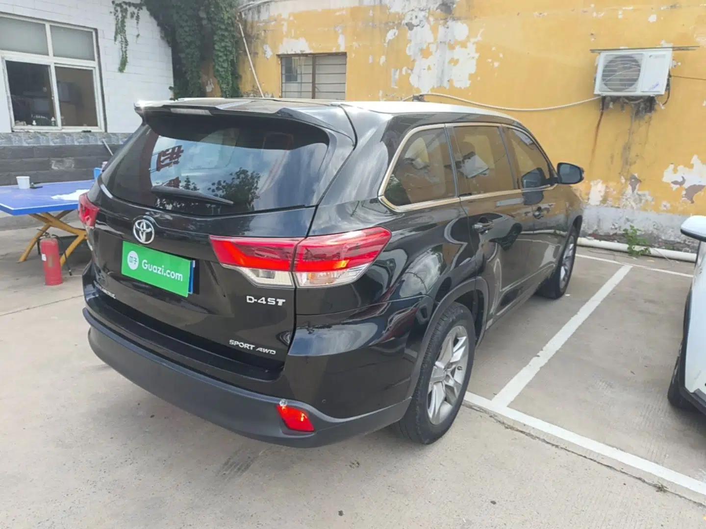 Toyota Highlander 2018 2.0T Four-Wheel Drive Luxury Version 7 Seats China VI Standard — миниатюра 6