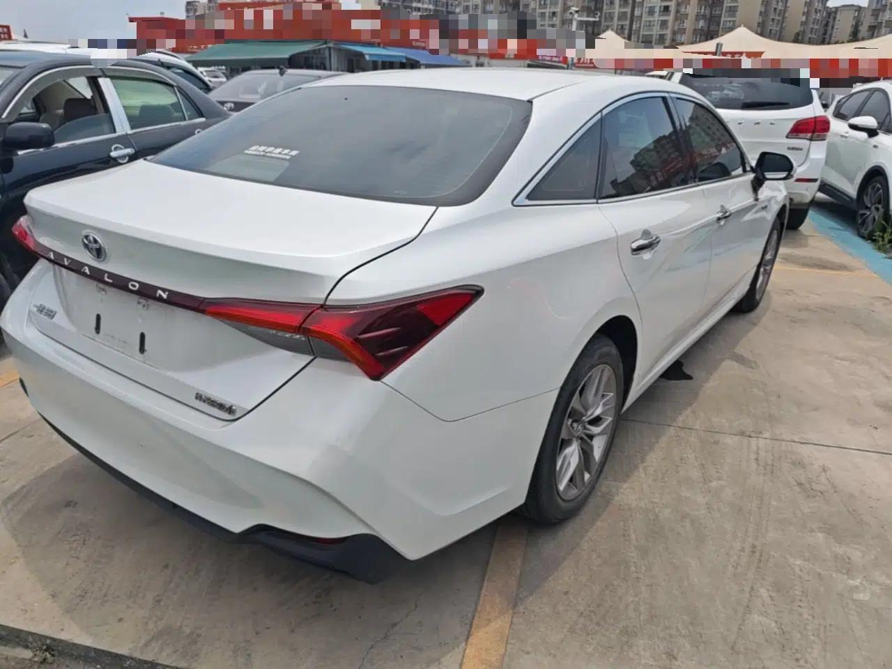 Toyota Avalon 2019 Dual-Engine 2.5L Luxury Edition China VI Standard — миниатюра 6