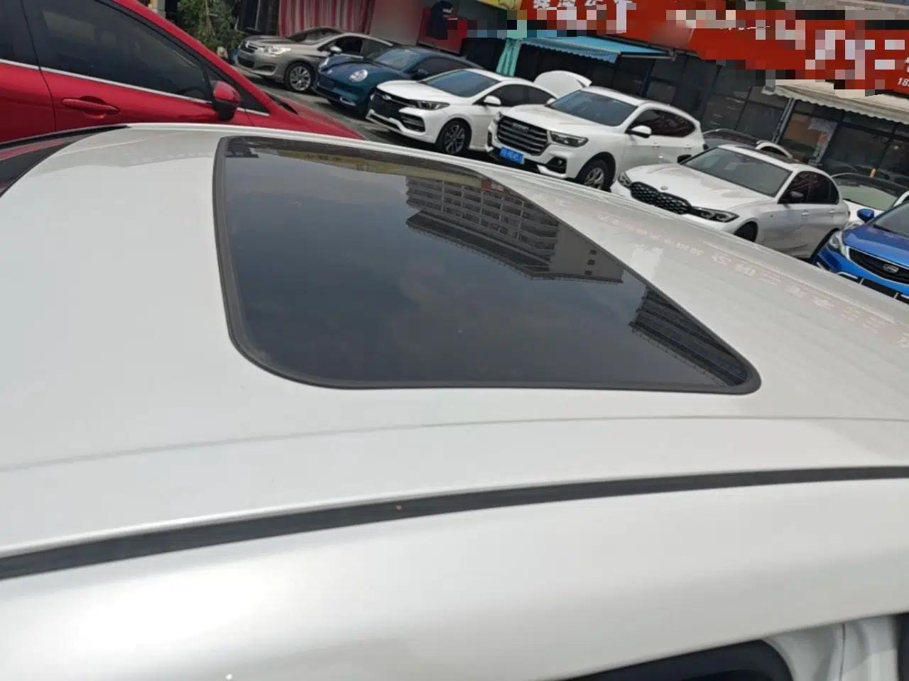 Toyota Avalon 2019 Dual-Engine 2.5L Luxury Edition China VI Standard — миниатюра 7