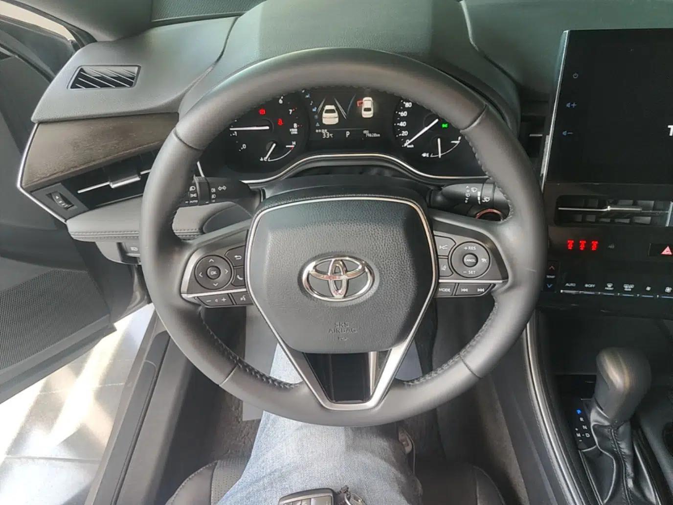 Toyota Avalon 2022 2.0L Luxury Edition — миниатюра 13