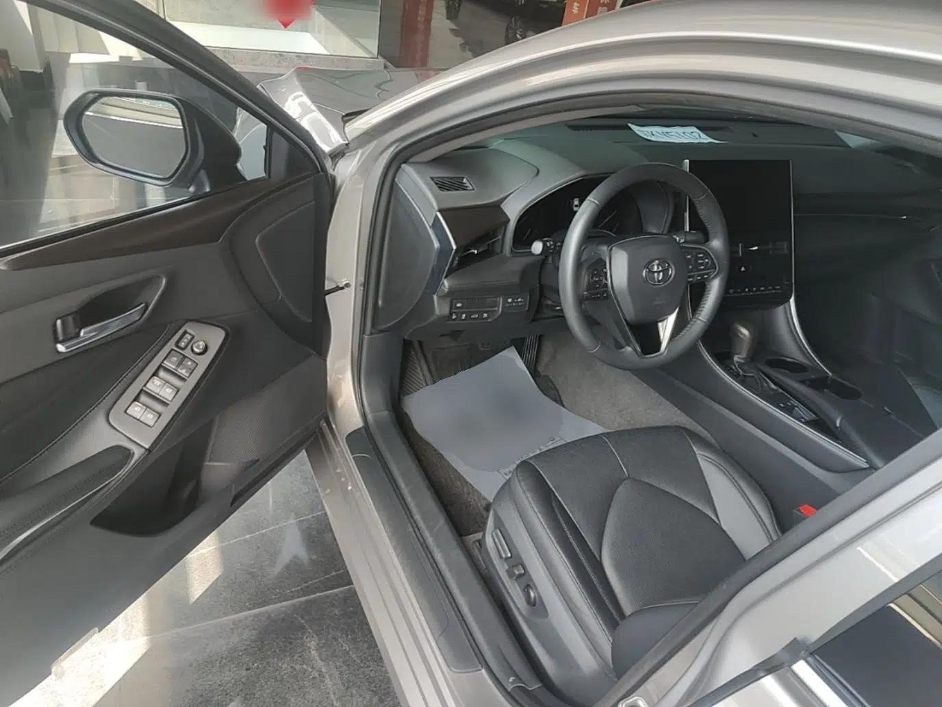 Toyota Avalon 2022 2.0L Luxury Edition — миниатюра 18