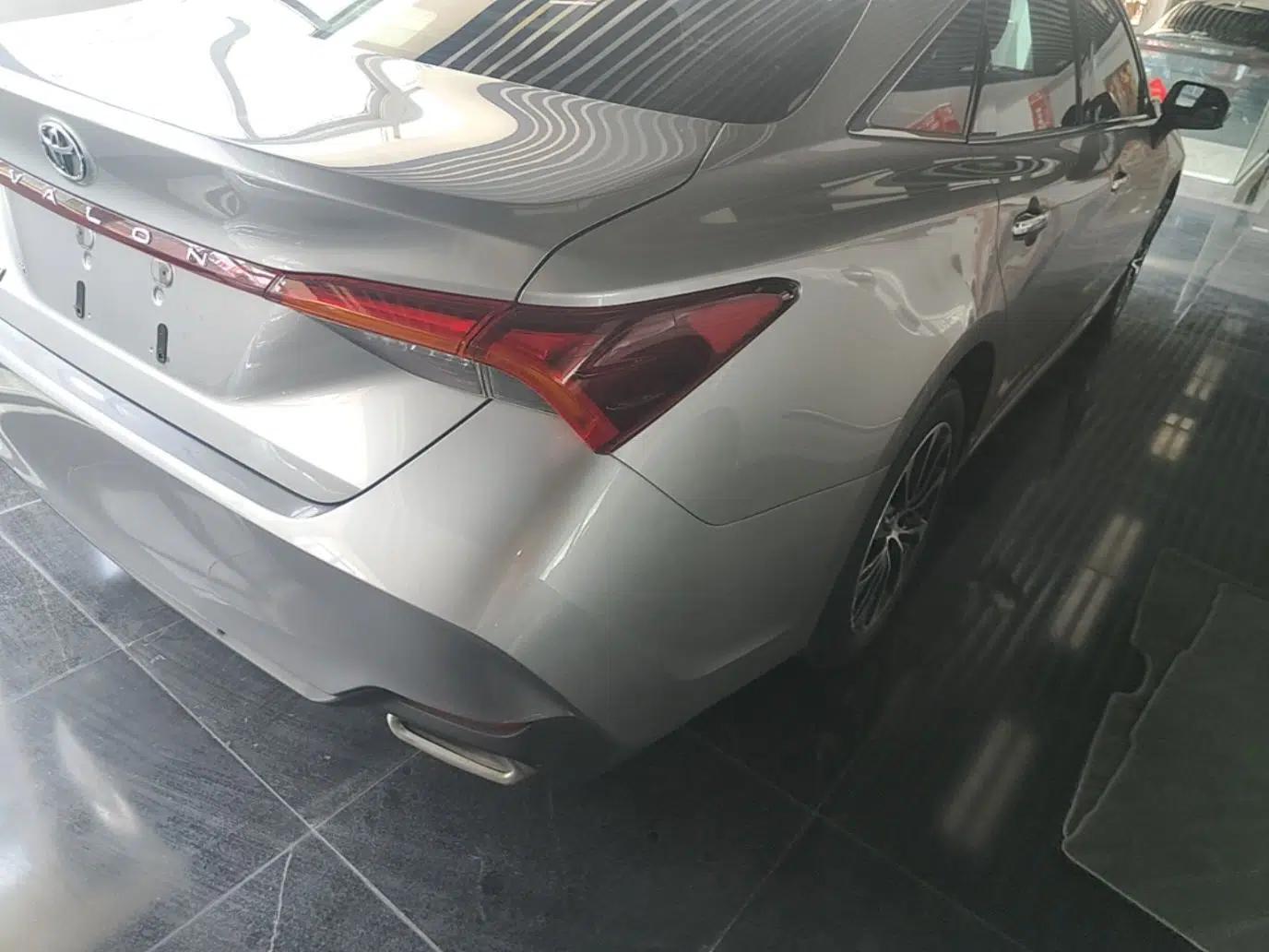 Toyota Avalon 2022 2.0L Luxury Edition — миниатюра 9