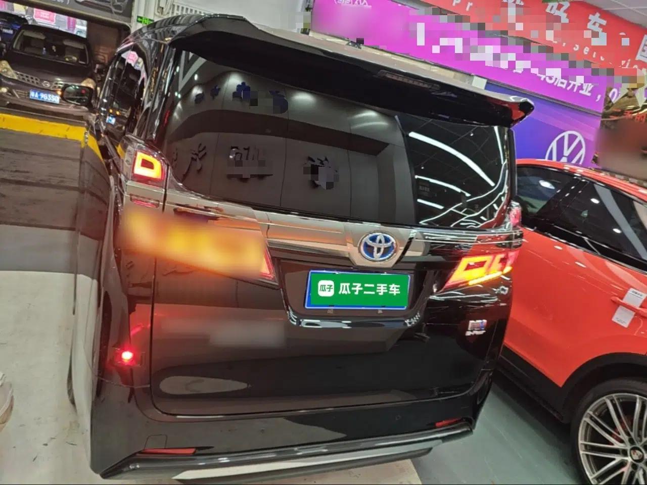 Toyota Vellfire 2021 Crown Dual-Engine 2.5L HV Prestige Edition — миниатюра 5