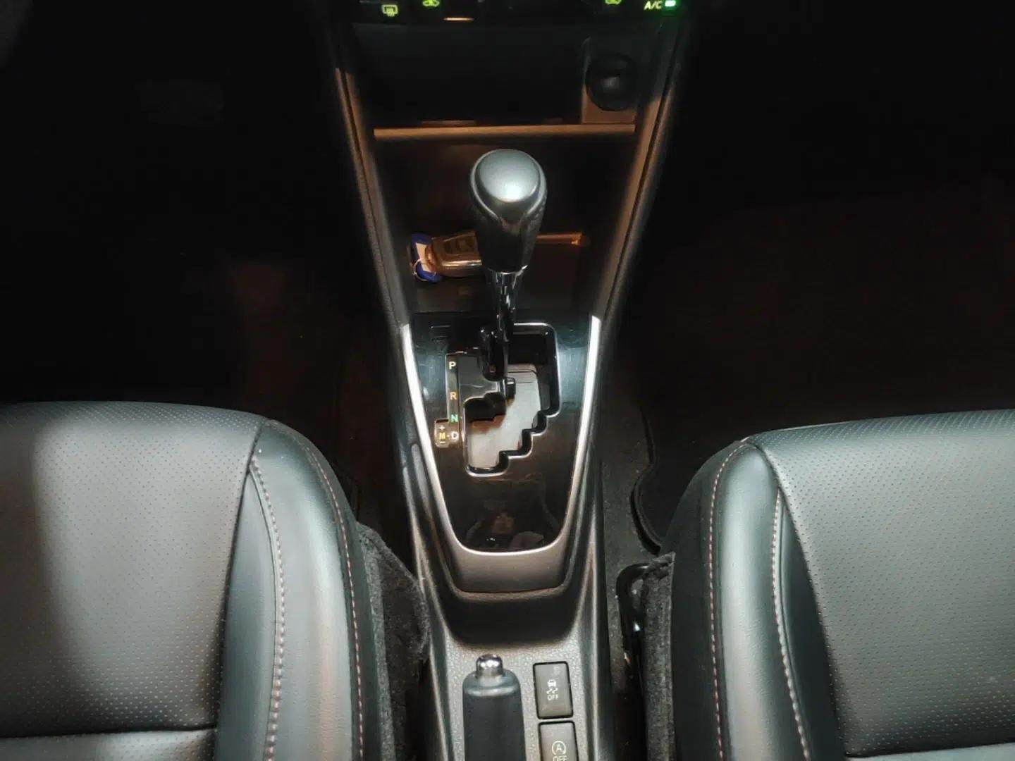 Toyota YARiS L Zhi Xuan 2022 1.5L CVT Luxury PLUS Edition — миниатюра 16