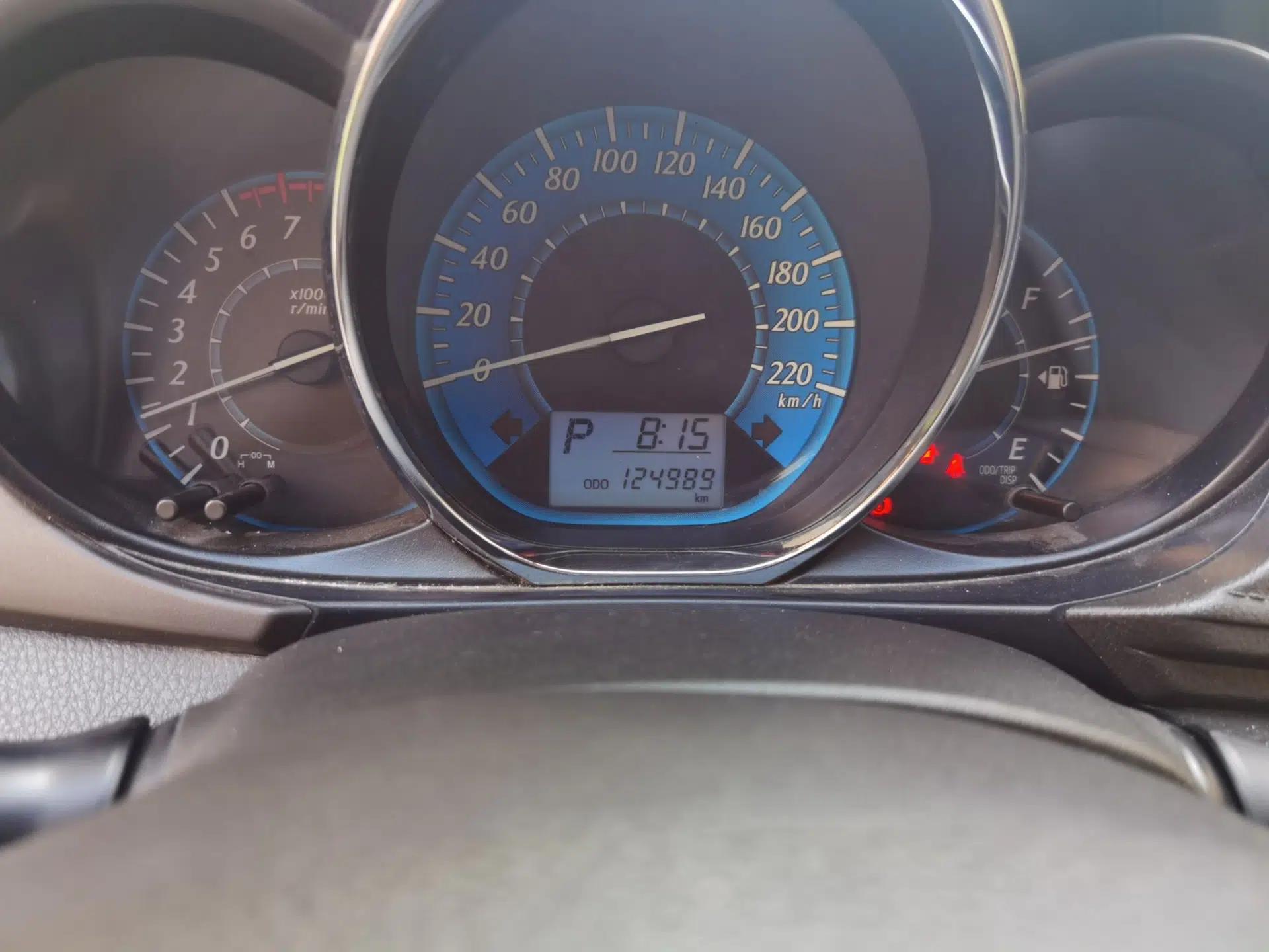 Toyota YARiS L Zhi Xuan 2014 1.3E Automatic Charm Edition — миниатюра 12
