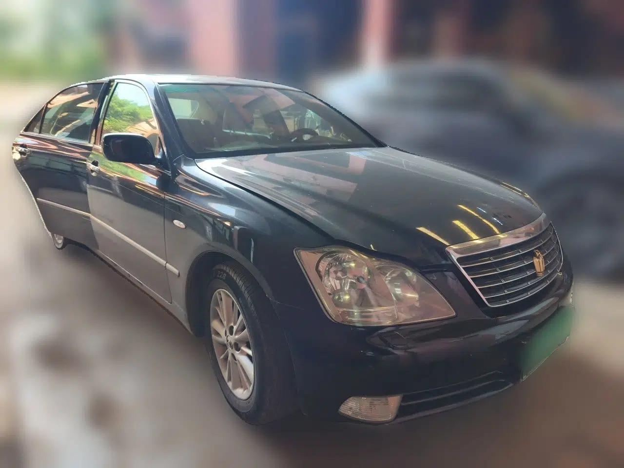 Toyota Crown 2007 2.5L Royal Navigation Edition — миниатюра 3