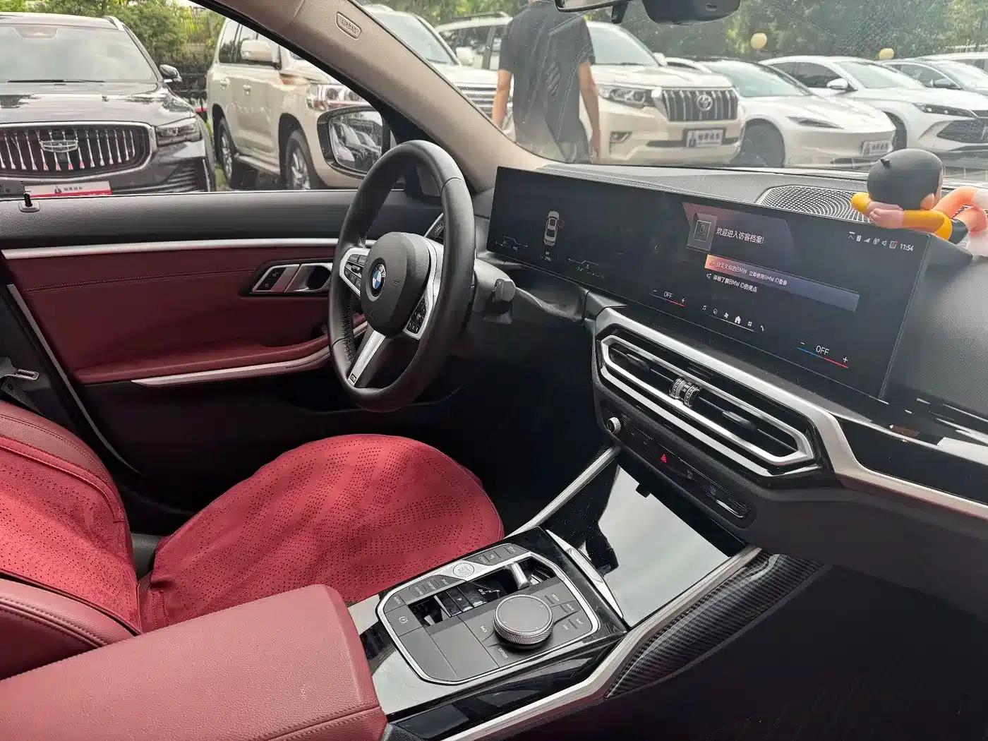 2024 BMW 3 Series 320Li M Sport Package — миниатюра 10