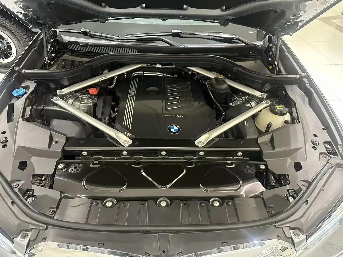 BMW X5 2022 xDrive 40Li M Sport Package — миниатюра 21