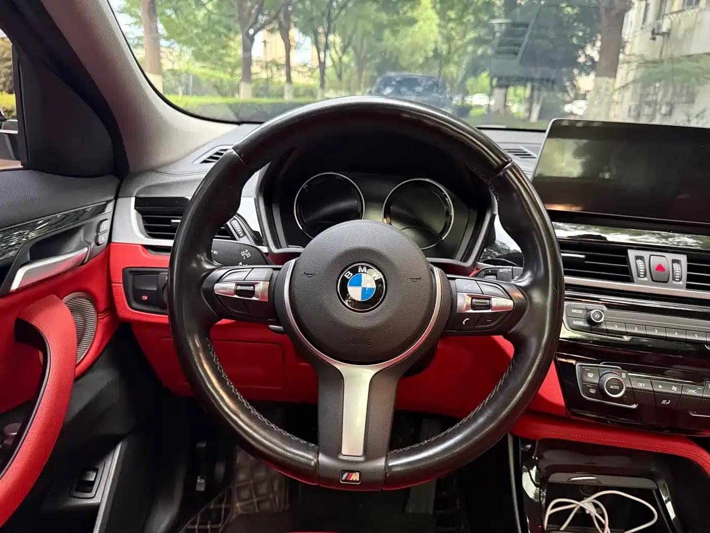 BMW X2 2022 sDrive25i M Sport Package — миниатюра 23