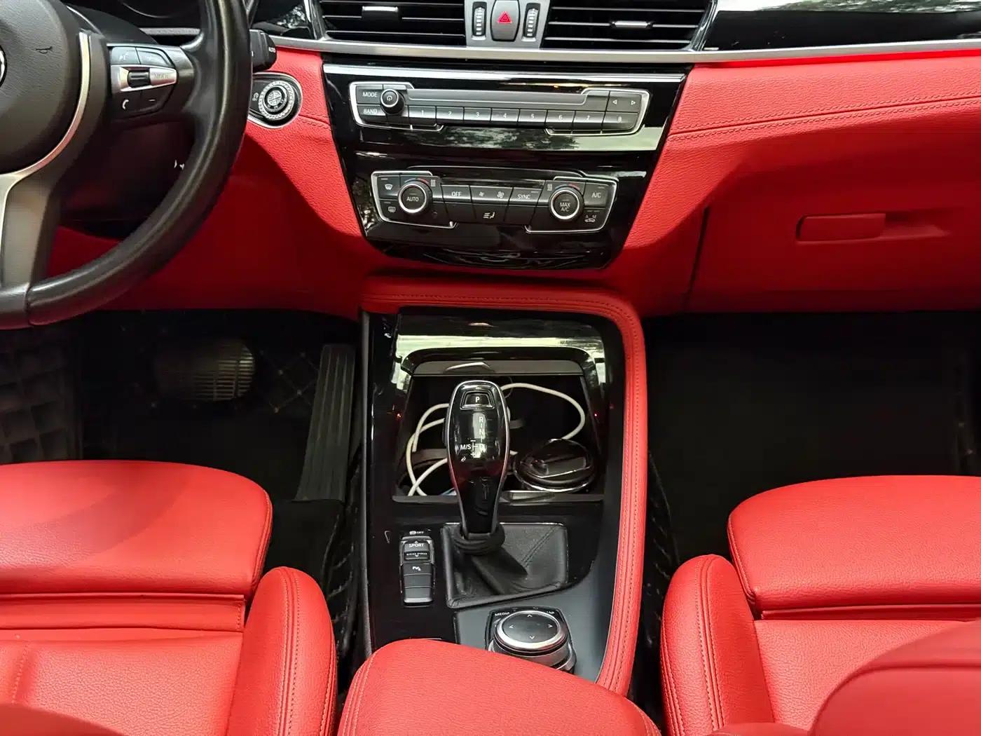 BMW X2 2022 sDrive25i M Sport Package — миниатюра 27