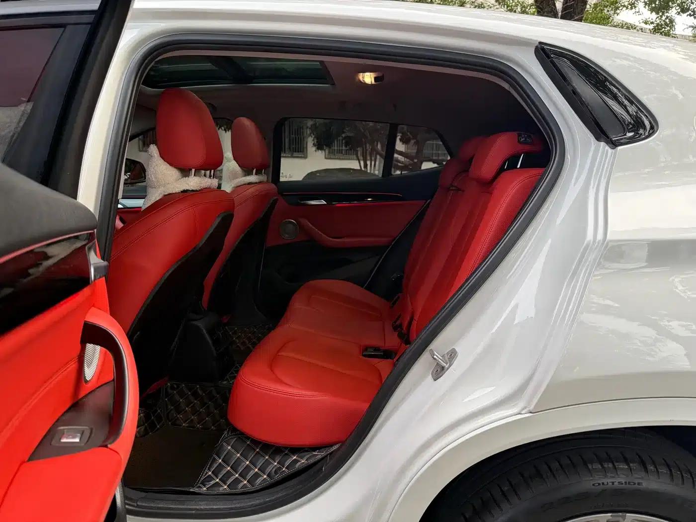 BMW X2 2022 sDrive25i M Sport Package — миниатюра 30