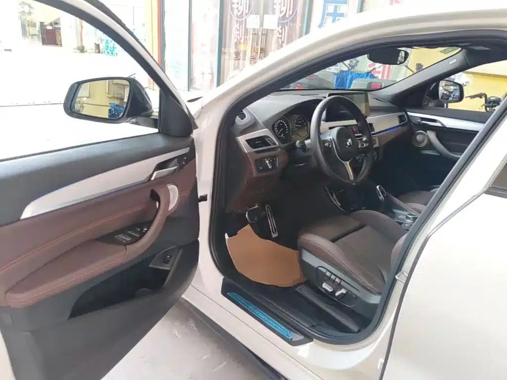 2021 BMW X2 Facelift sDrive25i M Sport Package — миниатюра 16