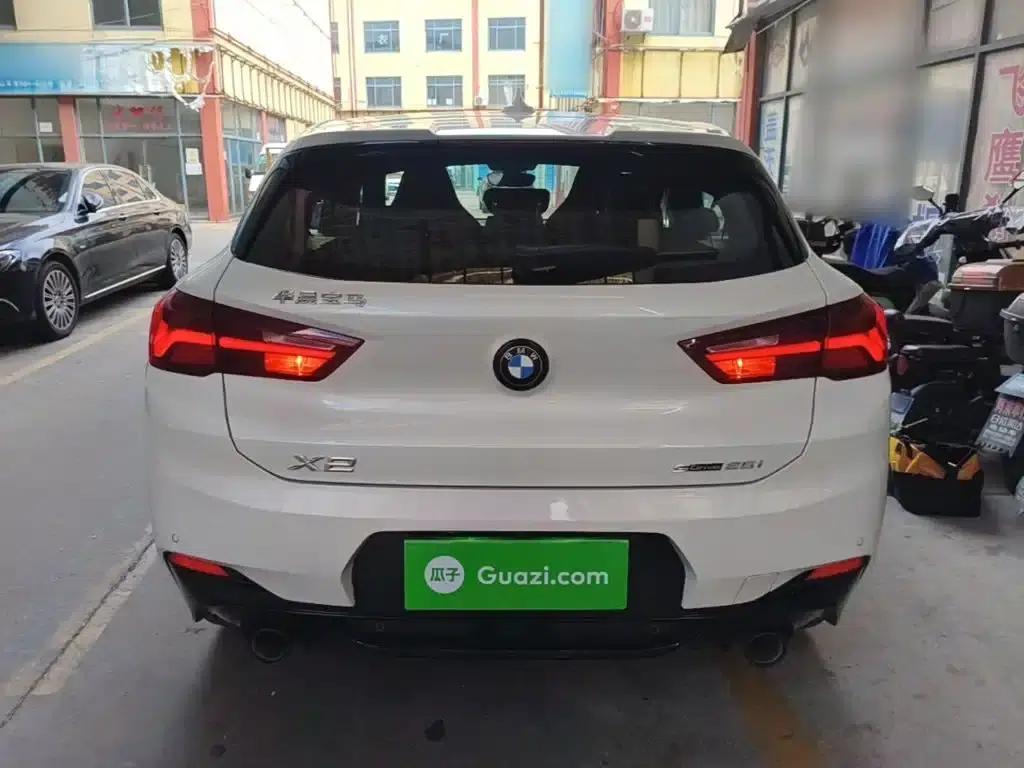 2021 BMW X2 Facelift sDrive25i M Sport Package — миниатюра 6