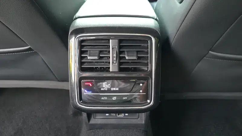 2023 Passat 280TSI Elite Edition — миниатюра 6