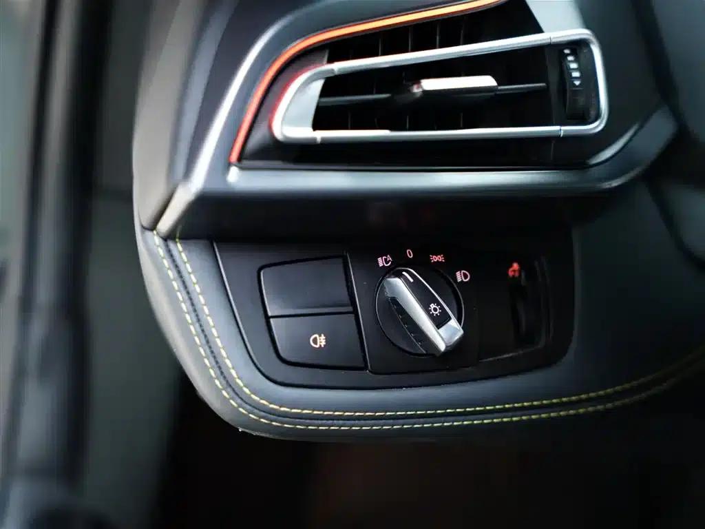 BMW i8 2014 Standard Edition — миниатюра 31