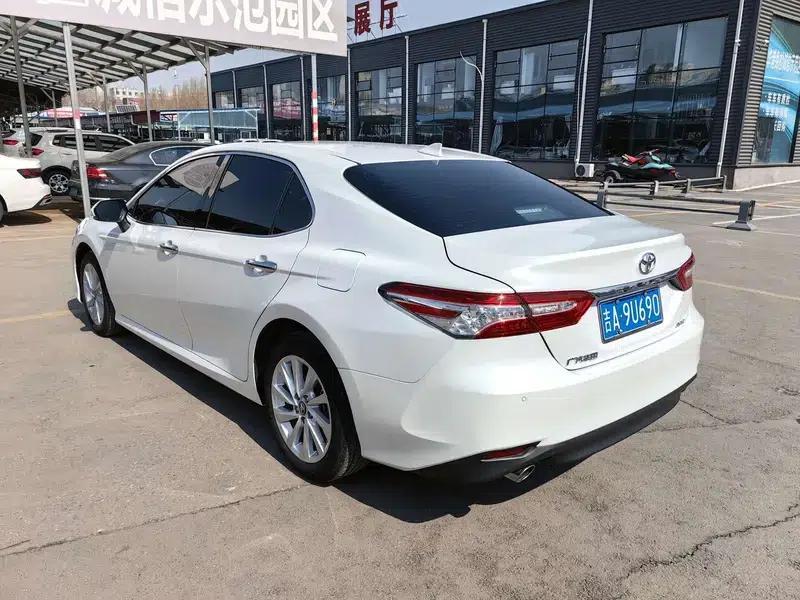 2022 Camry 2.0G Luxury Edition — миниатюра 5
