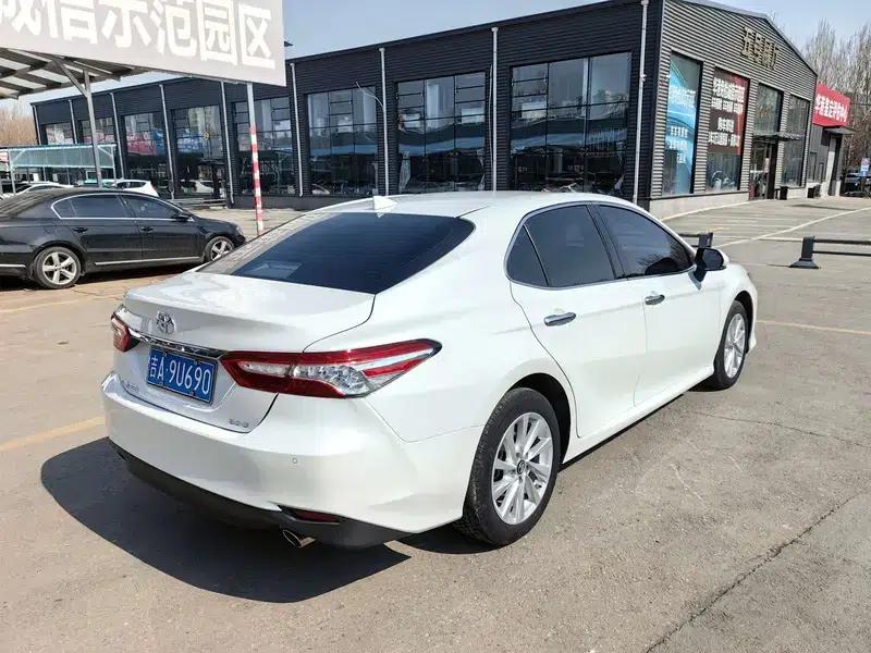 2022 Camry 2.0G Luxury Edition — миниатюра 7