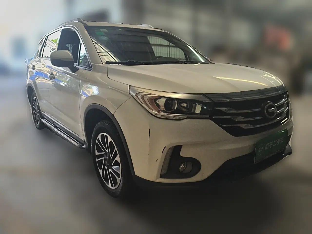 GAC Trumpchi GS4 2017 235T Automatic Two-Wheel Drive Elite Edition — миниатюра 3