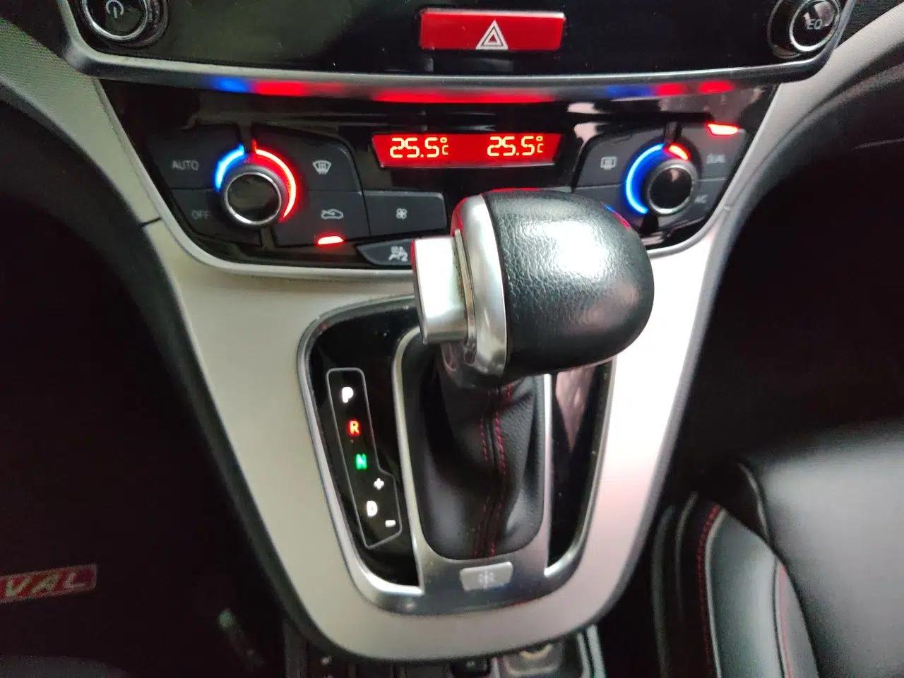 Haval H6 2015 Sport Edition 1.5T Automatic Two-Wheel Drive Luxury Model — миниатюра 14