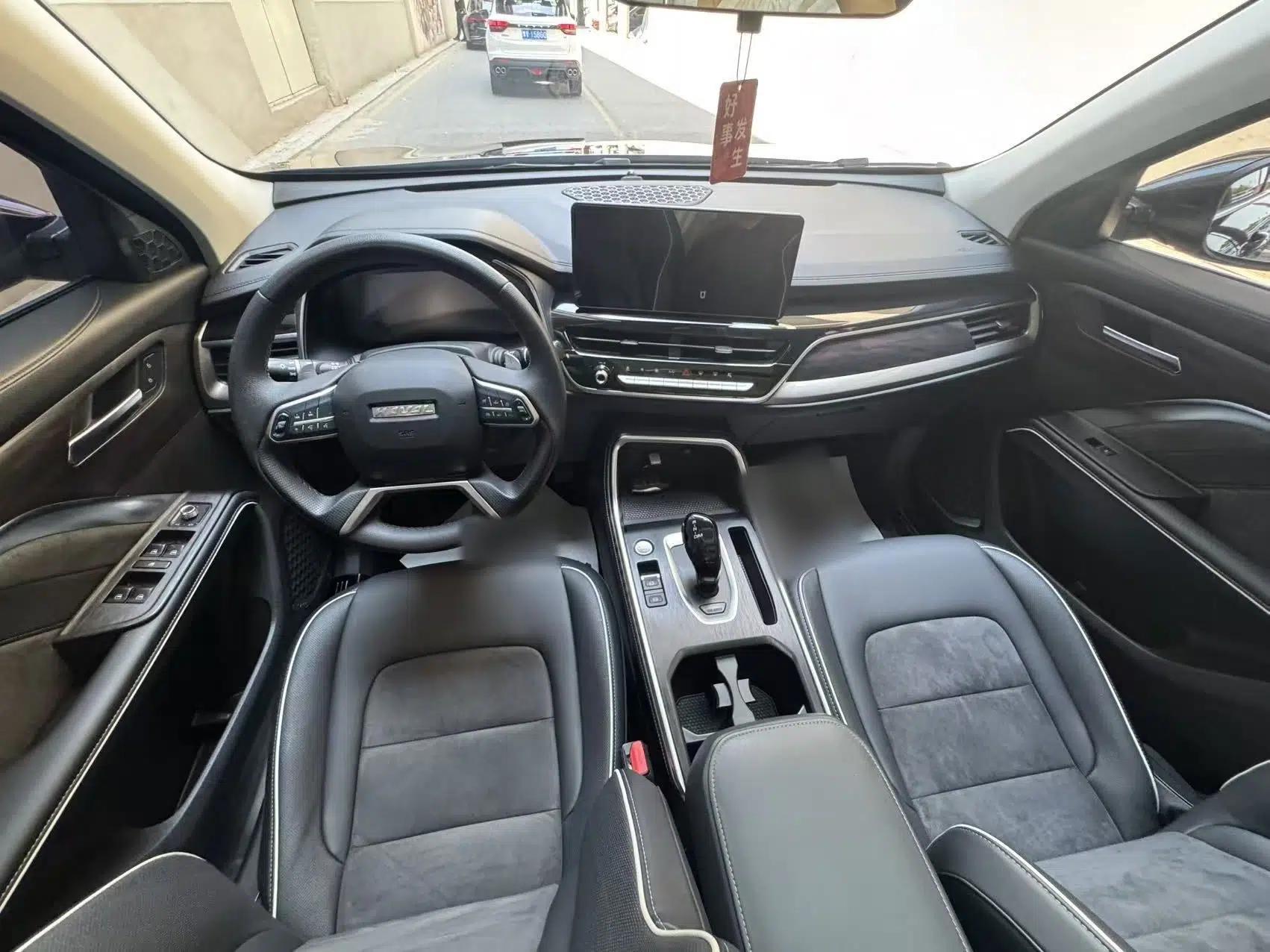 Haval H6 2023 National Trend Edition 1.5T Automatic Champion Version — миниатюра 15