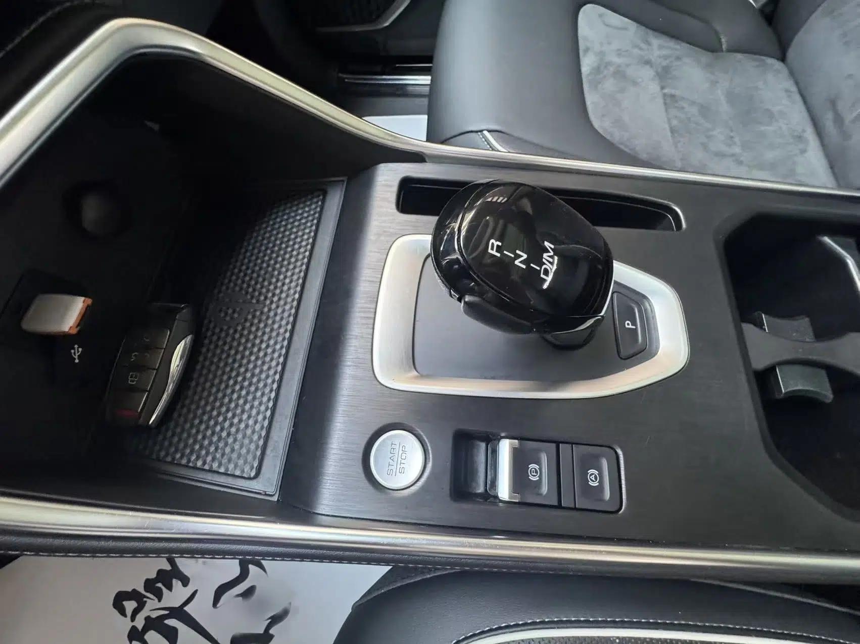 Haval H6 2023 National Trend Edition 1.5T Automatic Champion Version — миниатюра 18