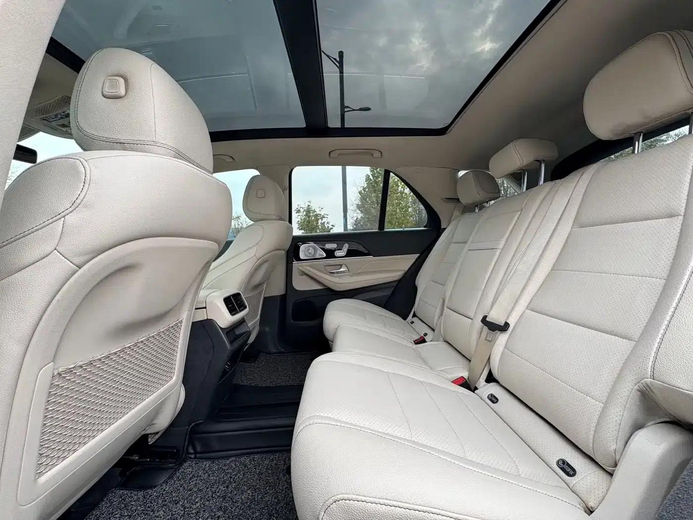 Imported Mercedes-Benz GLE 2020 facelift GLE 350 4MATIC Fashion model — миниатюра 6