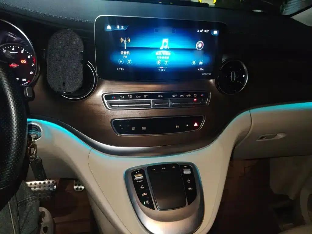 Mercedes-Benz V-Class 2020 V 260 L Long Wheelbase Luxury Edition — миниатюра 6