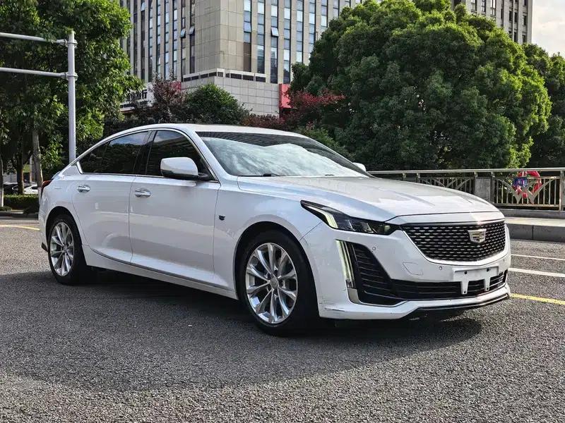 2021 Cadillac CT5 28T Luxury — миниатюра 3