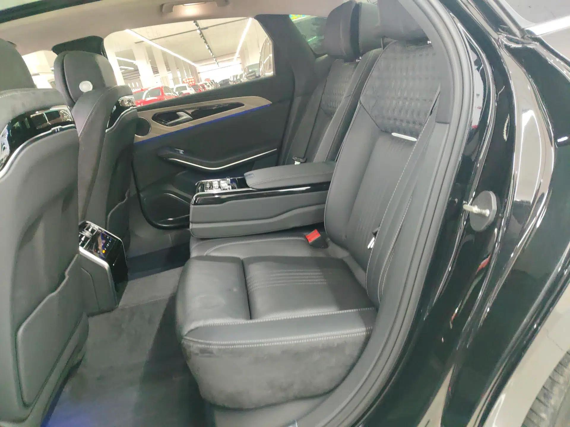 Hongqi H9 2020 2.0T Smart Connect Flagship Edition — миниатюра 19
