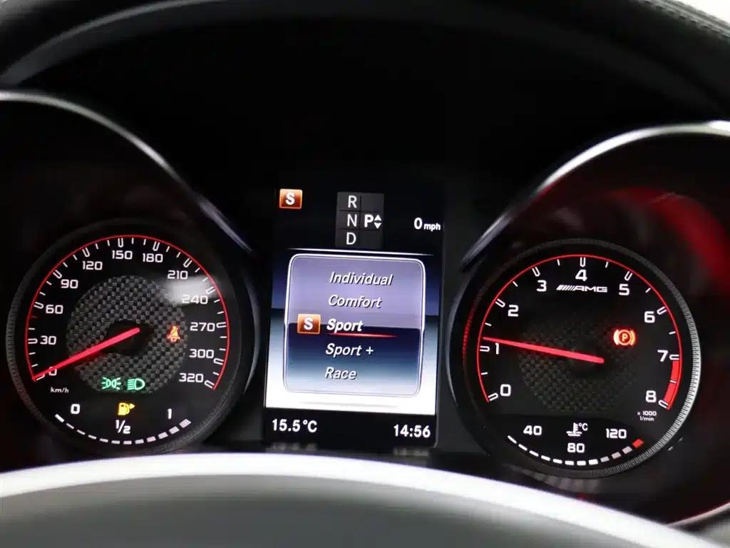 Mercedes-Benz GLC Coupe AMG 2018 AMG GLC 63 S 4MATIC+ Coupe SUV — миниатюра 14