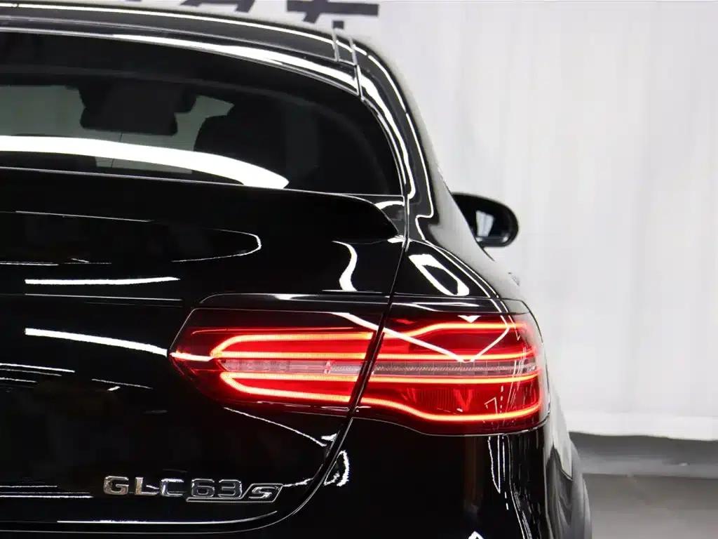 Mercedes-Benz GLC Coupe AMG 2018 AMG GLC 63 S 4MATIC+ Coupe SUV — миниатюра 29