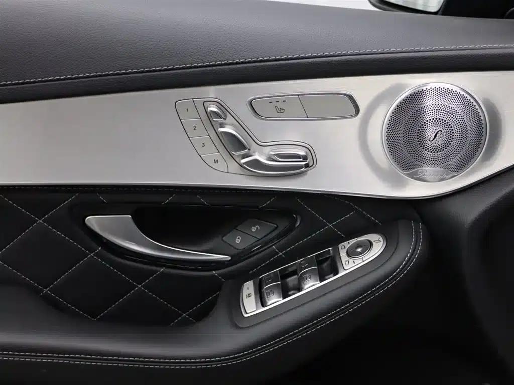Mercedes-Benz GLC Coupe AMG 2018 AMG GLC 63 S 4MATIC+ Coupe SUV — миниатюра 8