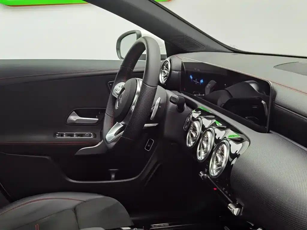 Imported Mercedes-Benz CLA 2020 model — миниатюра 22