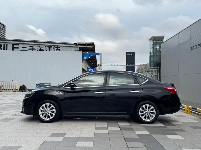Nissan Sylphy 2016 1.6XL CVT Premium Edition — миниатюра 4