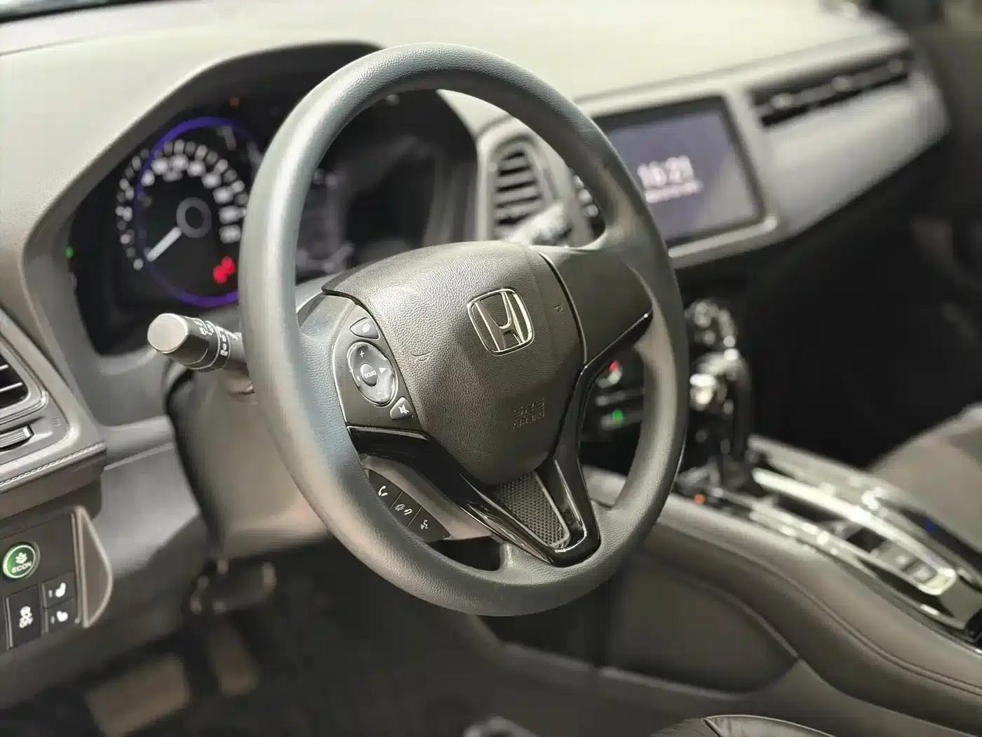 Vezel 2022 1.5L CVT Phantom Night Pioneer Edition — миниатюра 7