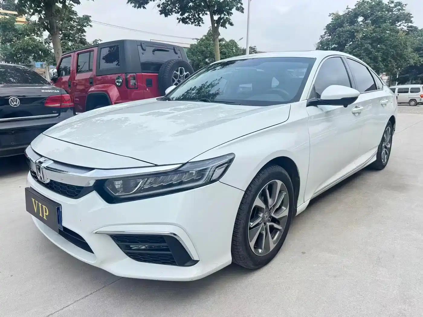 Inspire 2019 260TURBO Deluxe Edition (China VI Emission Standard) — миниатюра 1
