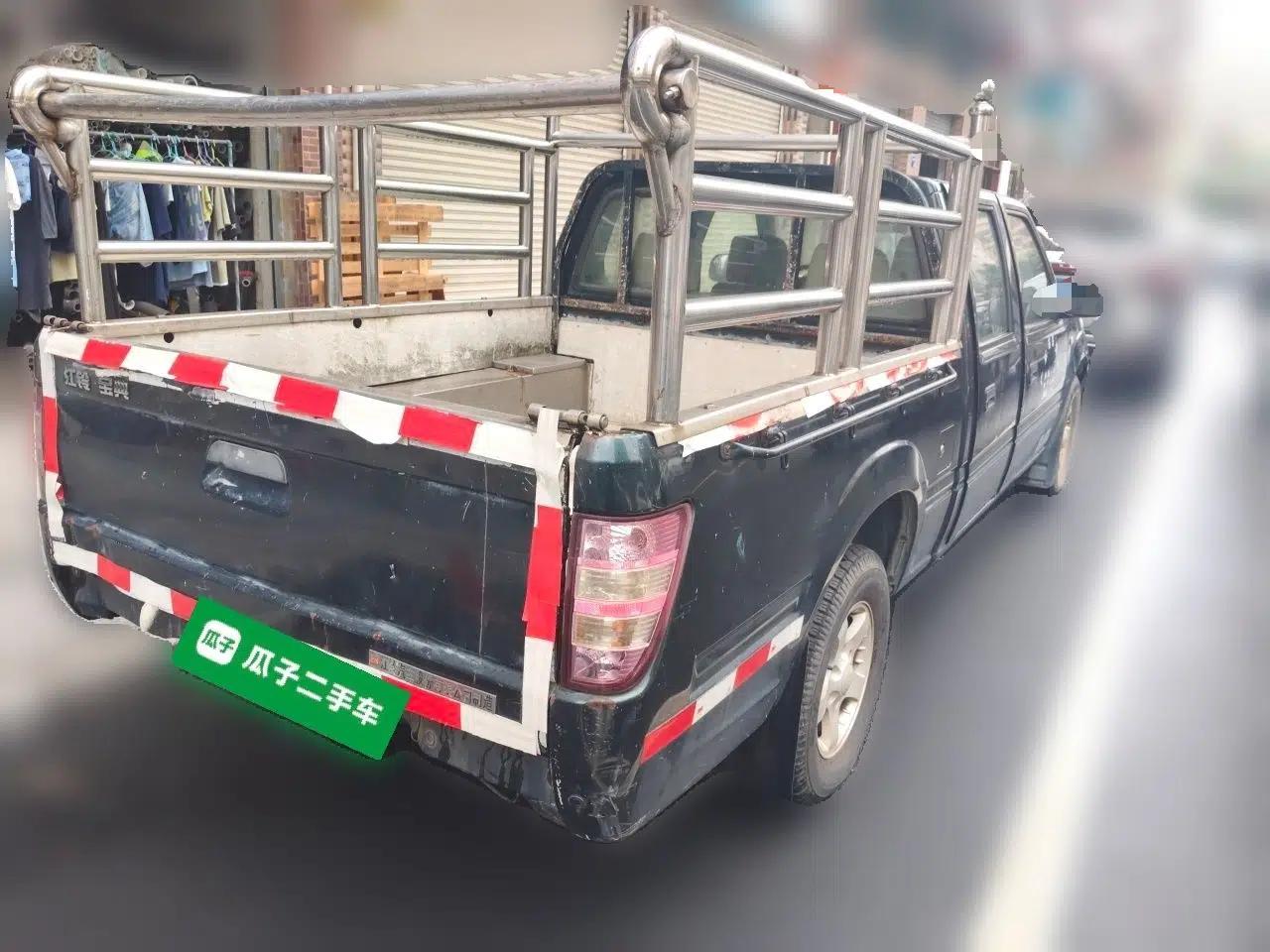 JMC Baodian 2013 2.8T Two-Wheel Drive Comfortable Value Edition JX493ZLQ4F — миниатюра 6