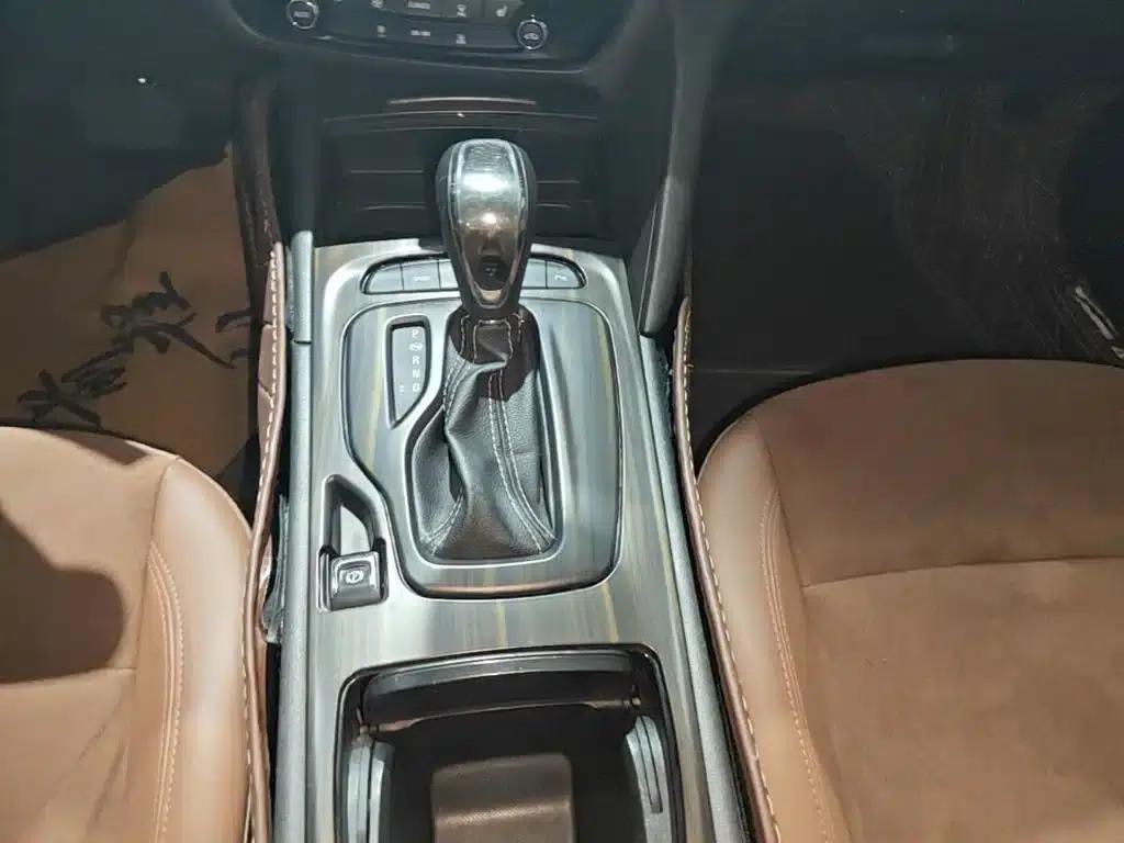 Buick Regal 2017 20T Elite — миниатюра 14
