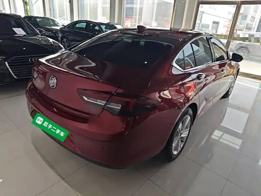 Buick Regal 2017 20T Elite — миниатюра 7