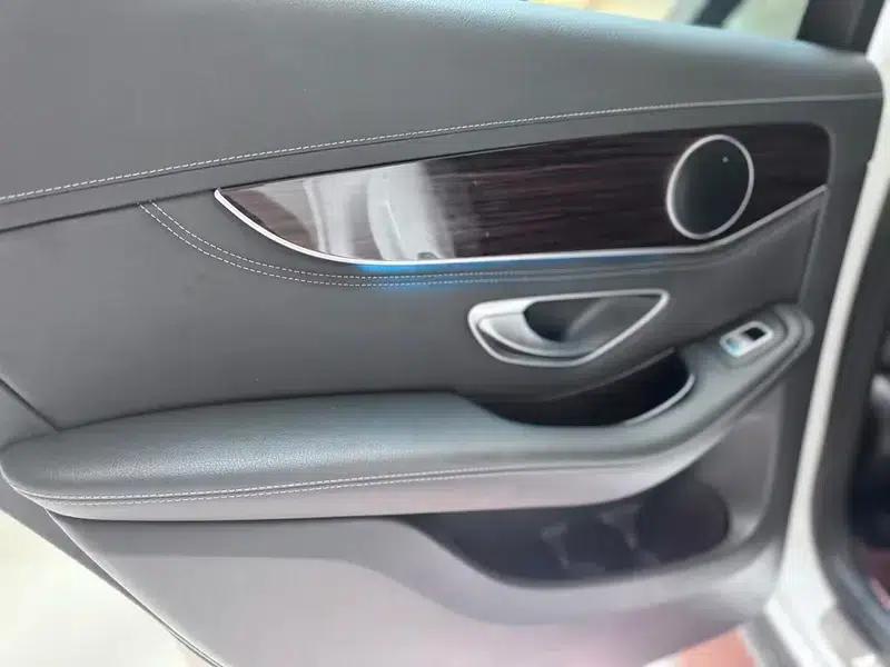 2019 Mercedes-Benz GLC 260 L 4MATIC Dynamic — миниатюра 11